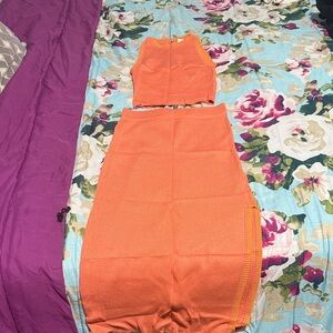 House of Harlow 1960 Orange Skirt Set
